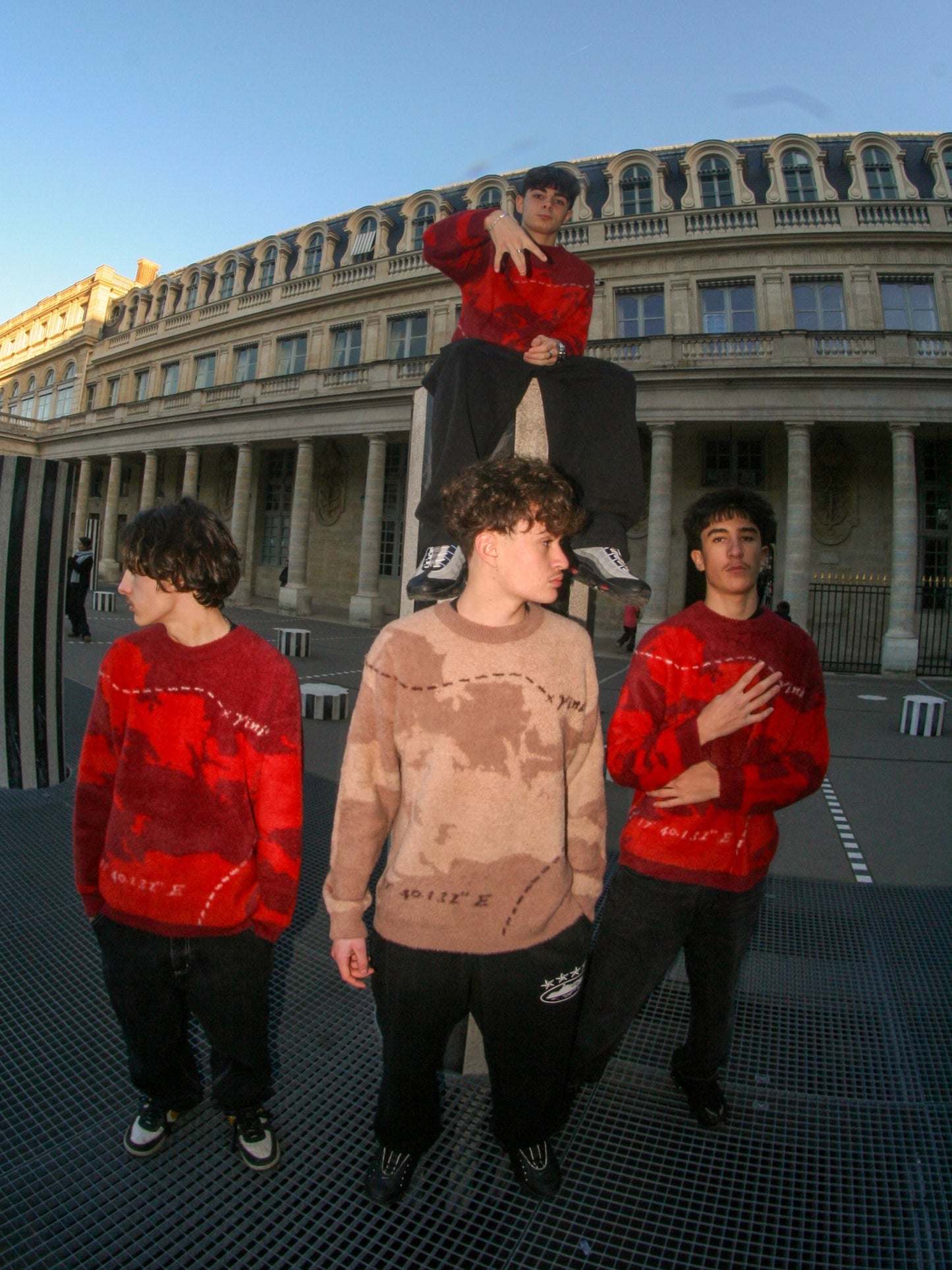Pull fluffy « le chemin » marron